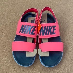 WOMENS NIKE TANJUN SANDAL CORAL